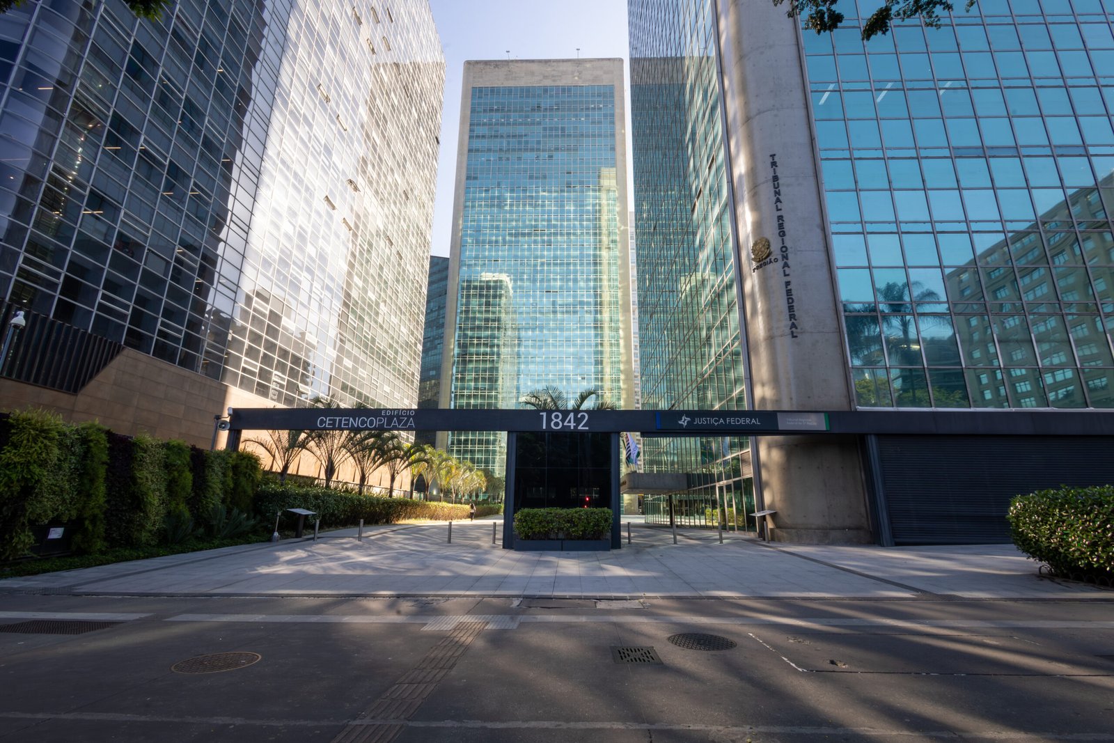 3 Acessos de Entrada